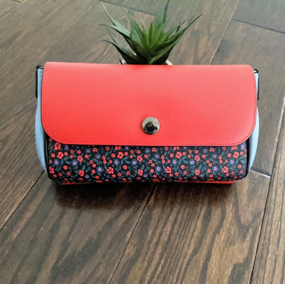 COACH Reversible Crossbody/Clutch - Picture 4 of 5